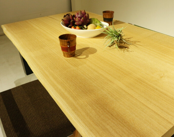 桐（キリ） 一枚板 ローテーブル／1300mm 【A7027】 【一枚板テーブル