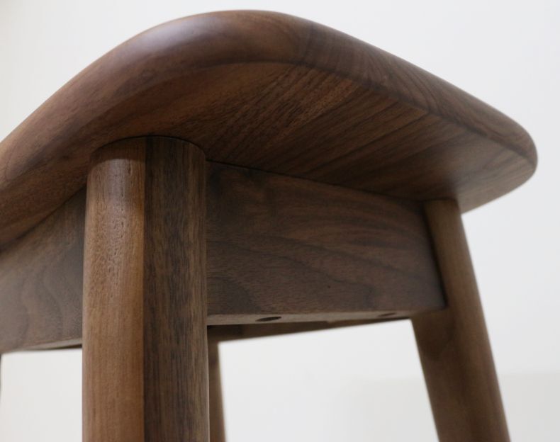 プレンツ スツール｜ホワイトオーク/ウォールナット - 天然木・無垢の