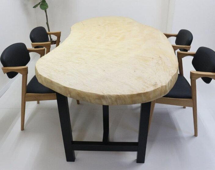 栃の木の椅子(出品している近藤工芸栃の木一枚板テーブルとのセット品) 栃（トチ） 一枚板 ダイニングテーブル／2015mm 【A7932