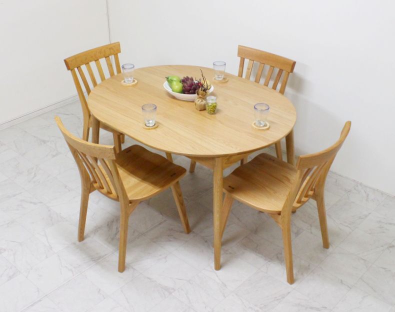 Kodai Fujii　BoConcept 伸長ダイニングテーブルのみ フロート 伸長式ダイニングテーブル｜ホワイトオーク - 天然木・無垢の