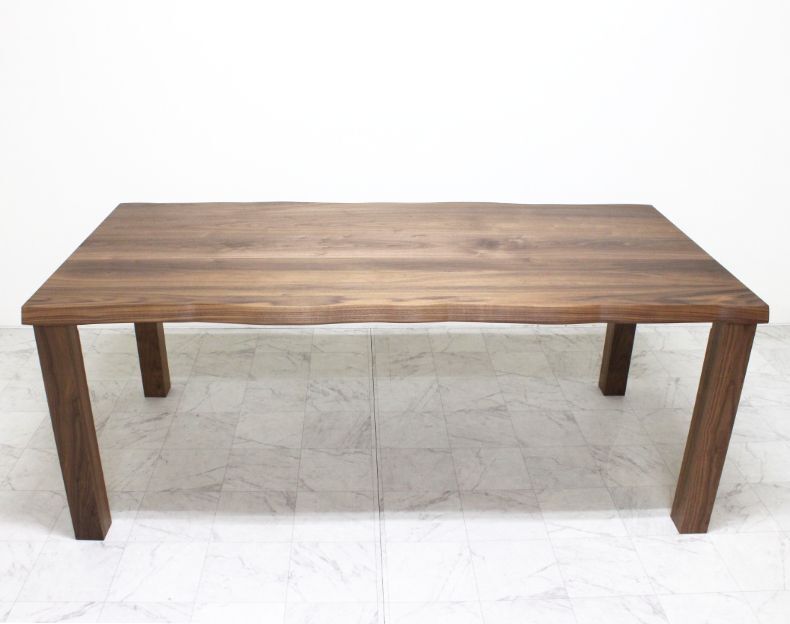 波型木製天板のコンパクトテーブル