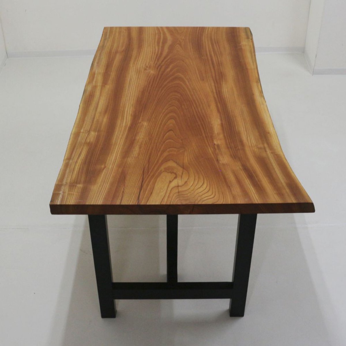 欅 一枚板 ダイニングテーブル／1412mm 【A8281】 【一枚板テーブル