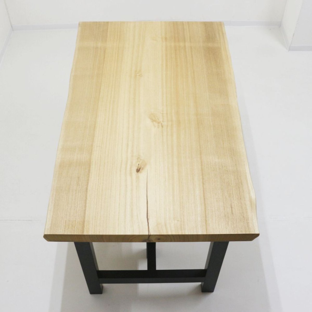 桐（キリ） 一枚板 ダイニングテーブル／1300mm 【A8310】 【一枚板