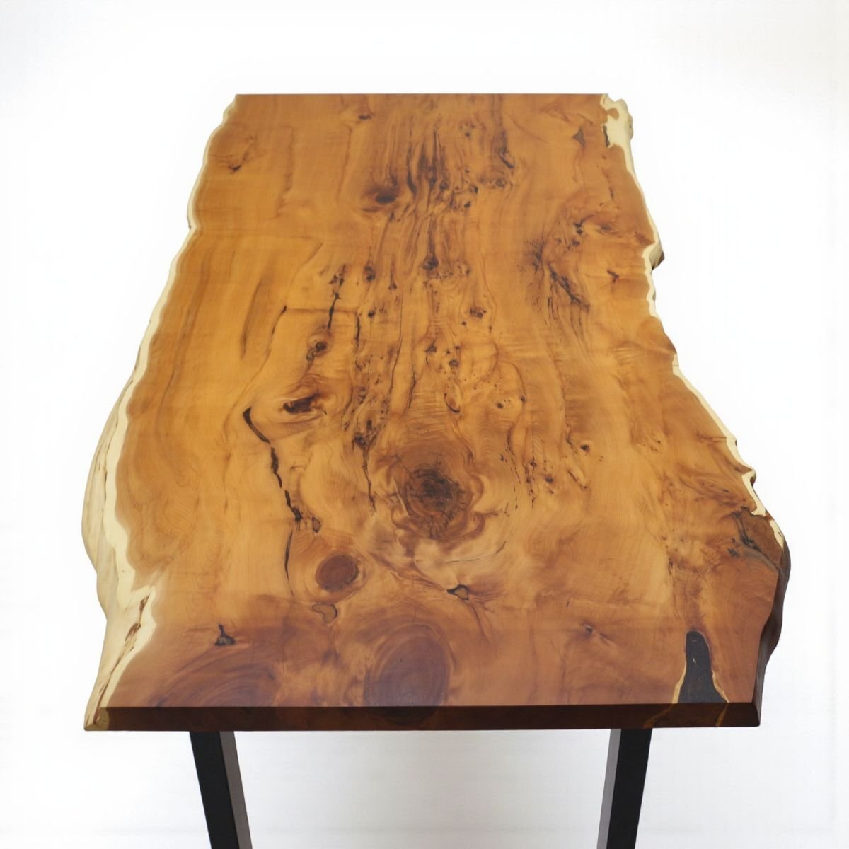 イチイ 一枚板 ダイニングテーブル／1840mm 【A7338】 【一枚板