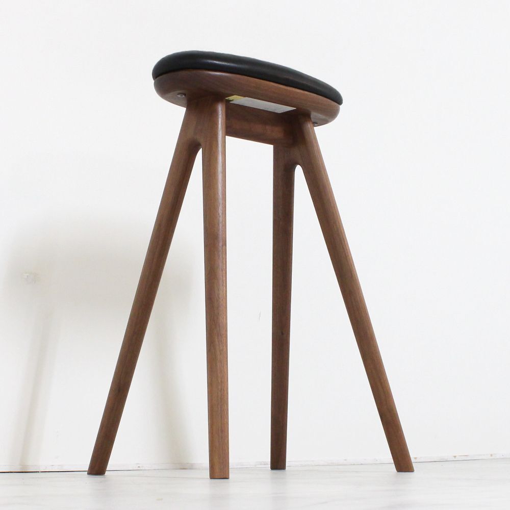 カプセル スツール｜日本製｜ウォールナット ブラックチェリー レッド