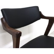 1c1bcc84-cc1d-4063-b5a1-3387f98fcb8d.jpg_thumbnail