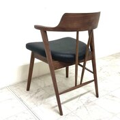 64e8b4a1-a4af-4e80-85b4-8952a8980f1c.jpg_thumbnail