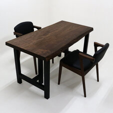 バストゥーンウォールナット　一枚板　ダイニングテーブル