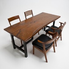 ウォールナット　一枚板　ダイニングテーブル