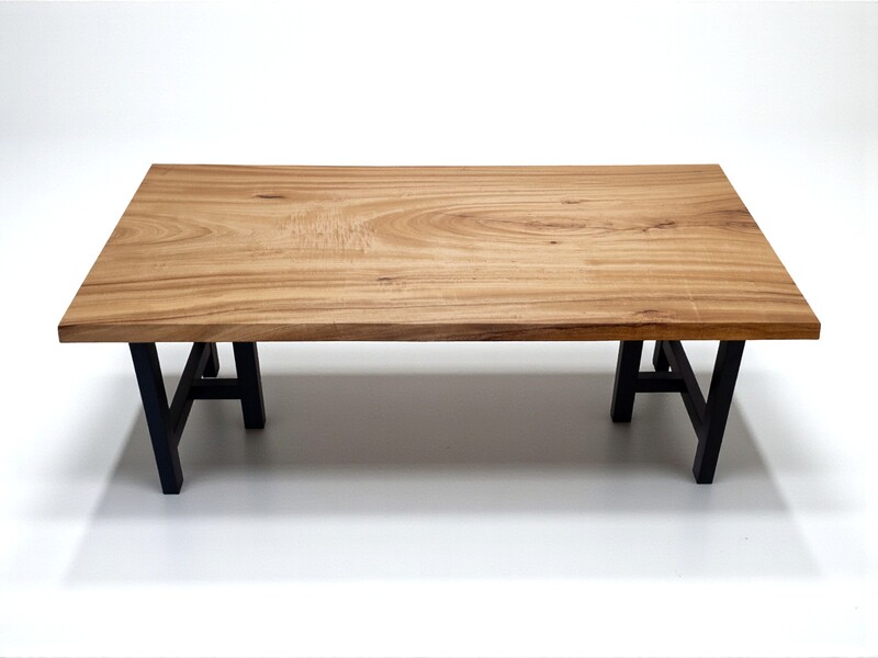 楠（クス） 一枚板 ダイニングテーブル／1810mm 【A8805】 【一枚板